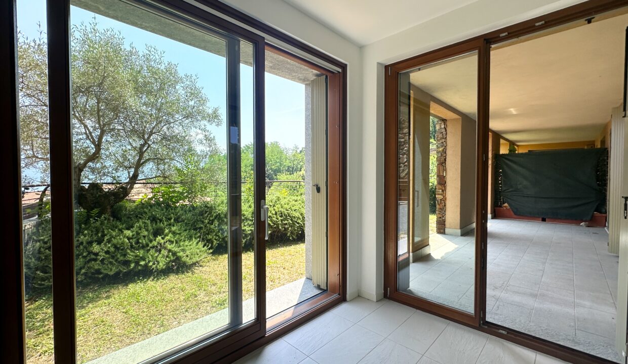 Menaggio Appartamento con Piscina e Vista Lago6