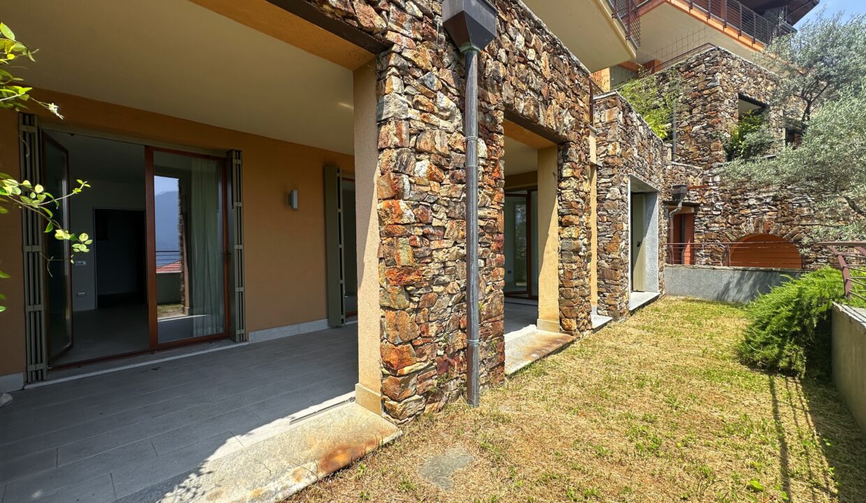Menaggio Appartamento con Piscina e Vista Lago9