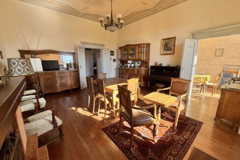 Menaggio Appartamento in Villa D'epoca con Posto auto 18