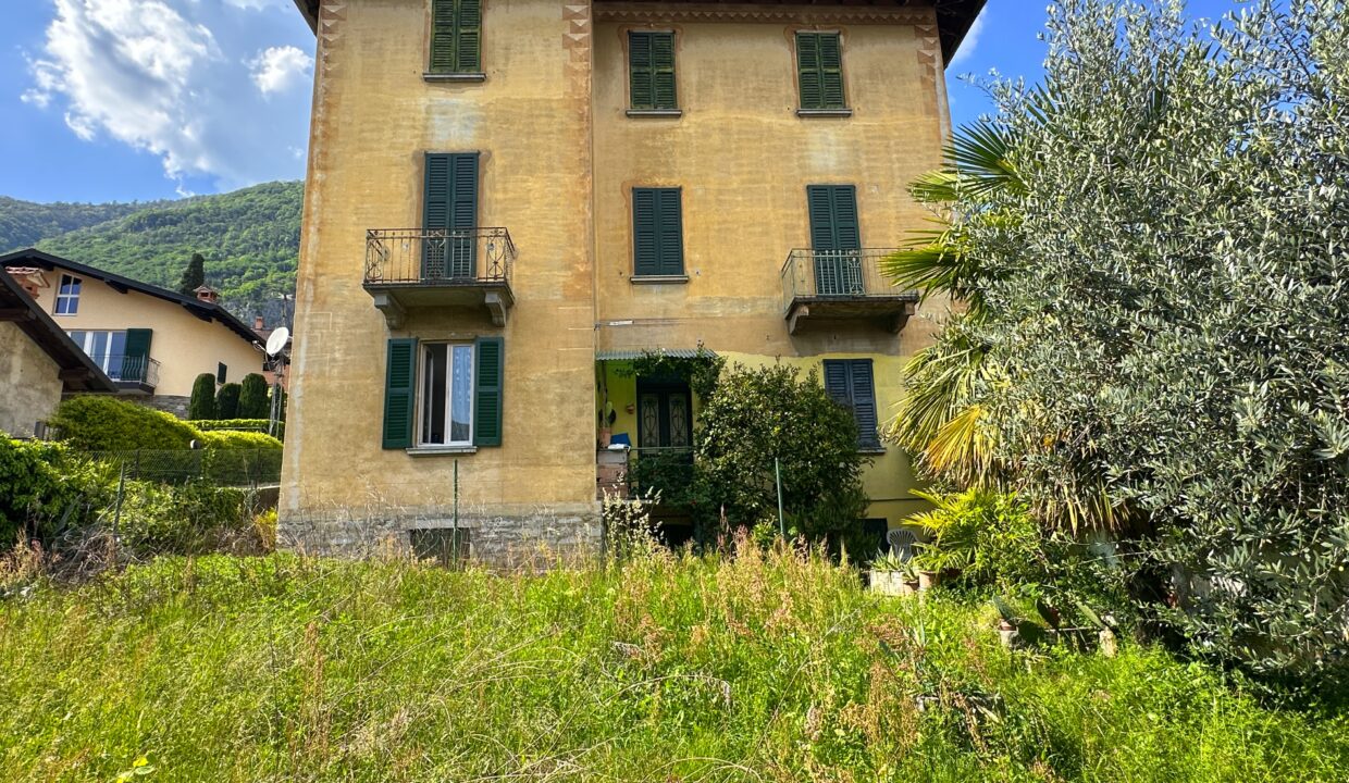 Mezzegra Appartamento con Giardino e Vista Lago 10