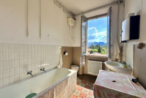 Mezzegra Appartamento con Giardino e Vista Lago 18