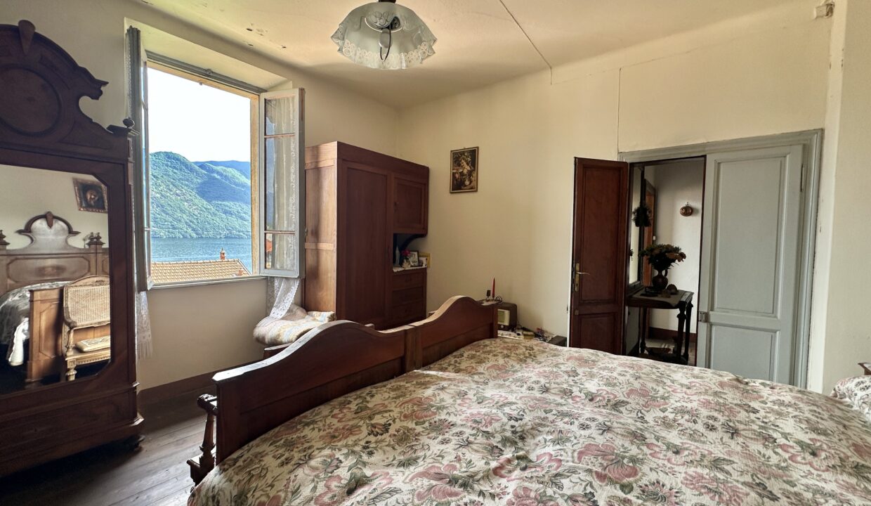 Mezzegra Appartamento con Giardino e Vista Lago 25