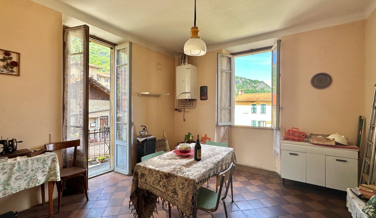 Mezzegra Appartamento con Giardino e Vista Lago 26