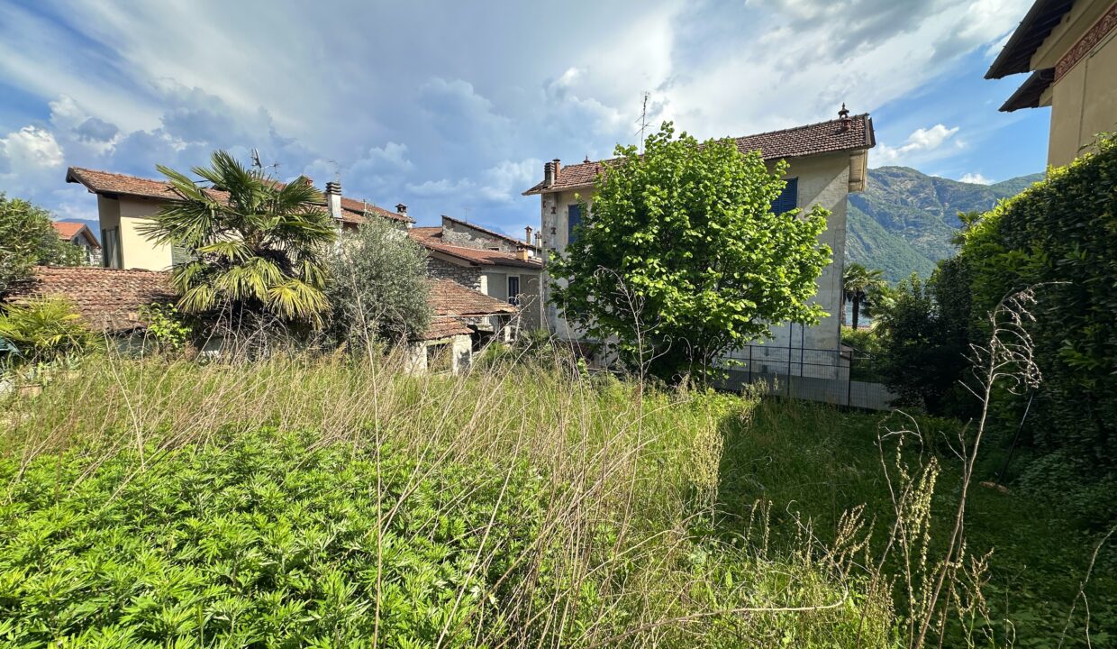Mezzegra Appartamento con Giardino e Vista Lago 7