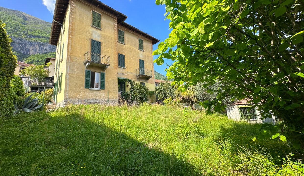 Mezzegra Appartamento con Giardino e Vista Lago 8