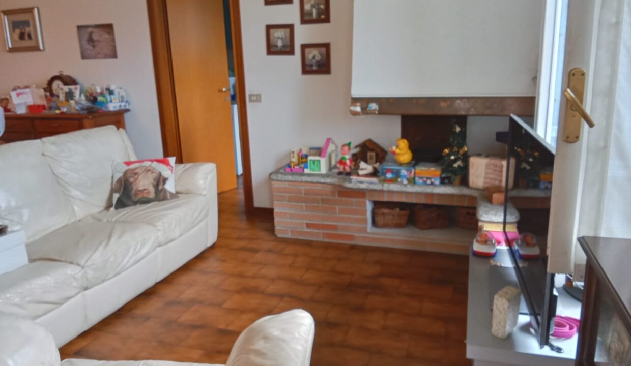 Mezzegra Appartamento con Vista Lago 13