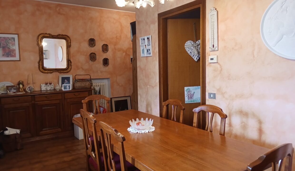 Mezzegra Appartamento con Vista Lago 3