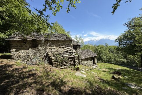 Pianello Rustico con Terreno8