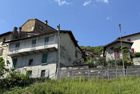 Plesio Casa con Giardino e Vista lago 2