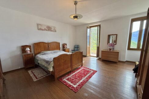 Plesio Porzione di Casa con Balcone e vista lago16