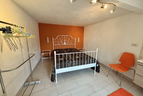 Plesio Porzione di Casa con Balcone e vista lago2
