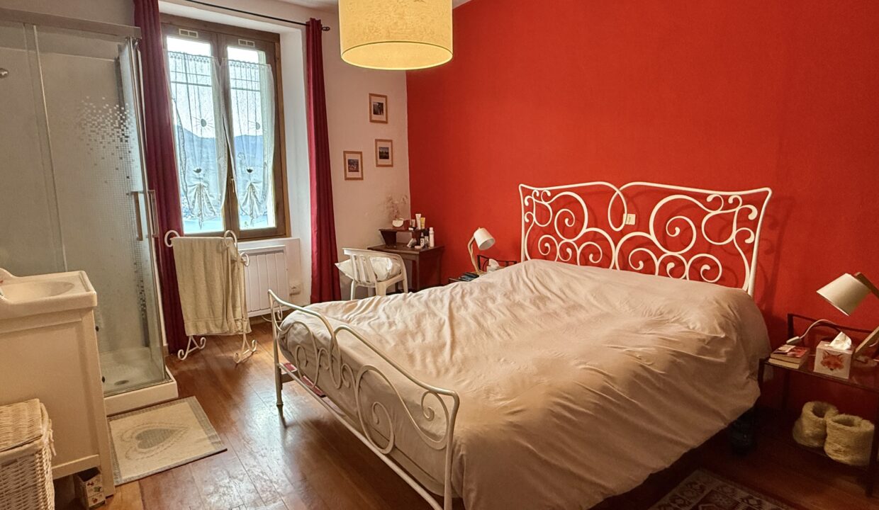 Plesio Porzione di Casa con Balcone e vista lago9