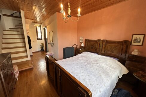 Porzione di casa a Carcente con bella vista lago 10
