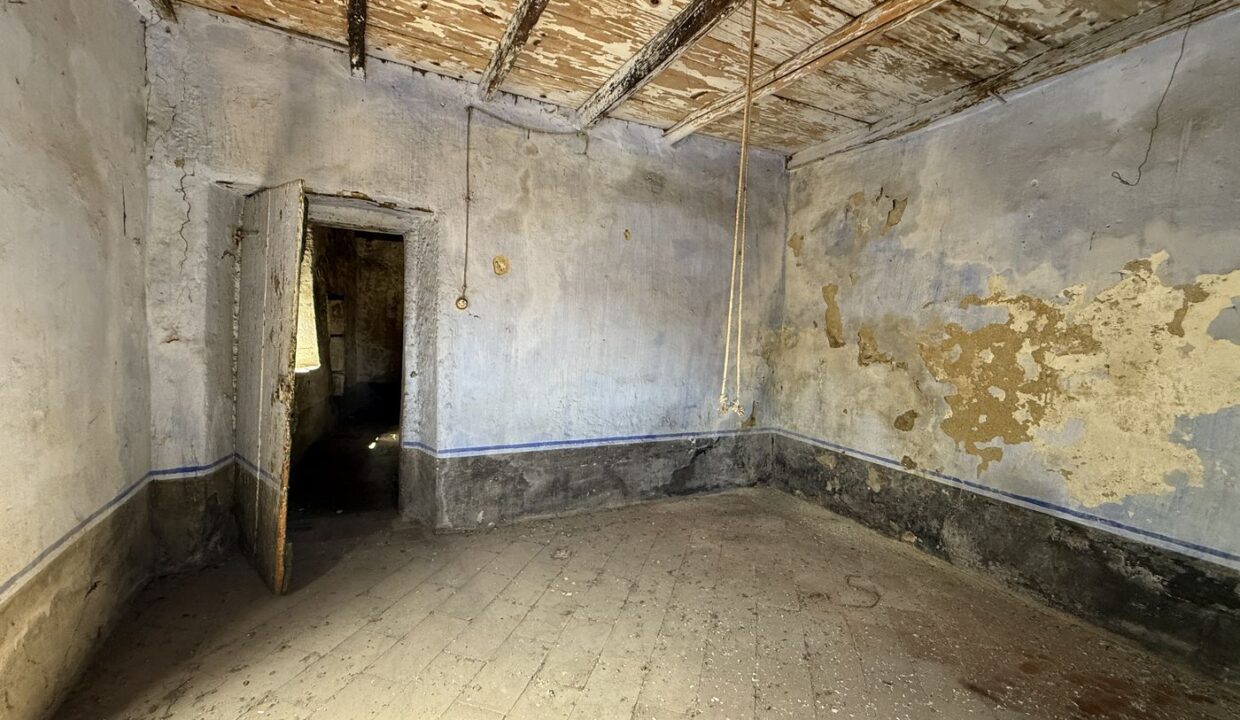 Rustico B