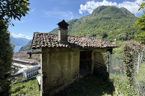 Rustico da Ristrutturare Dongo con Terreno