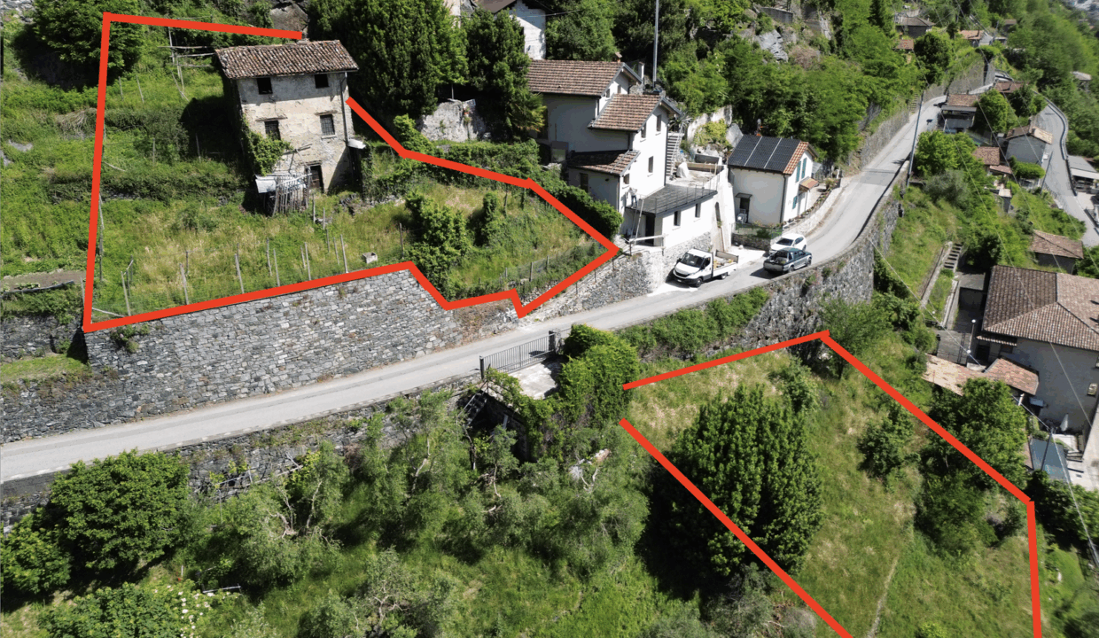 Rustico da Ristrutturare Dongo con Terreno