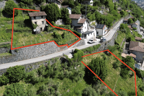 Rustico da Ristrutturare Dongo con Terreno