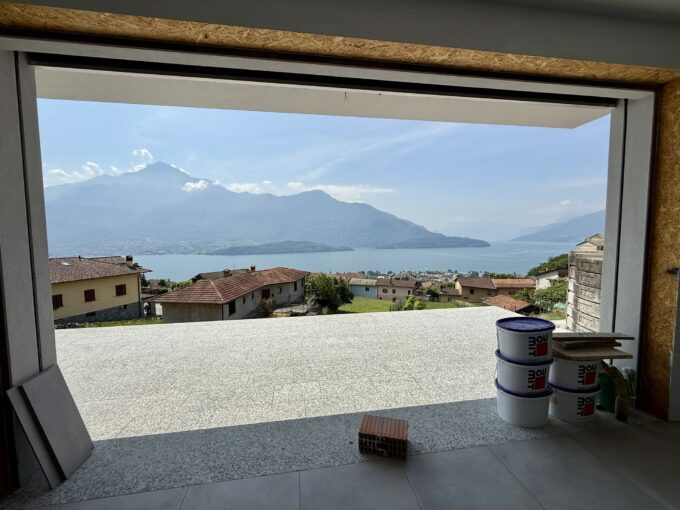Appartamento Vercana con Terrazzo Vista Lago Como