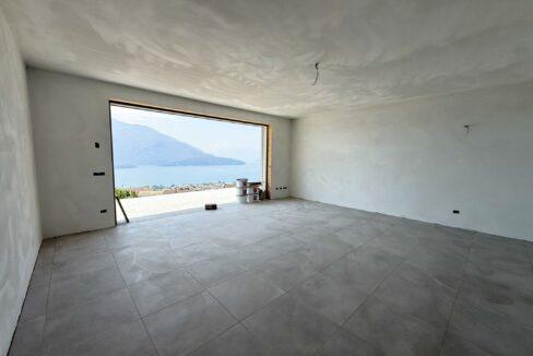 Appartamento Vercana con Terrazzo Vista Lago Como
