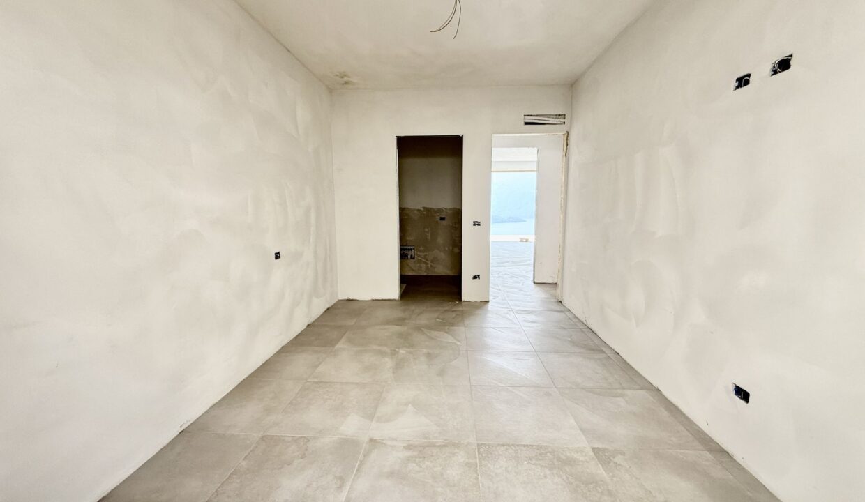 Appartamento Vercana con Terrazzo Vista Lago Como
