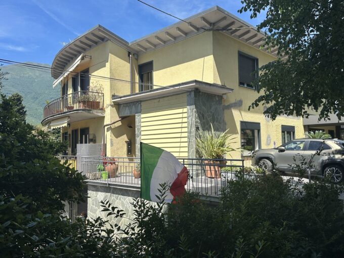 Appartamento Dervio con Balcone