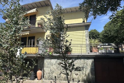 Appartamento Dervio con Balcone