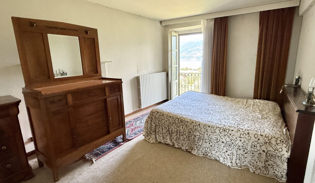 Griante Appartamento con Vista Lago e Balcone11