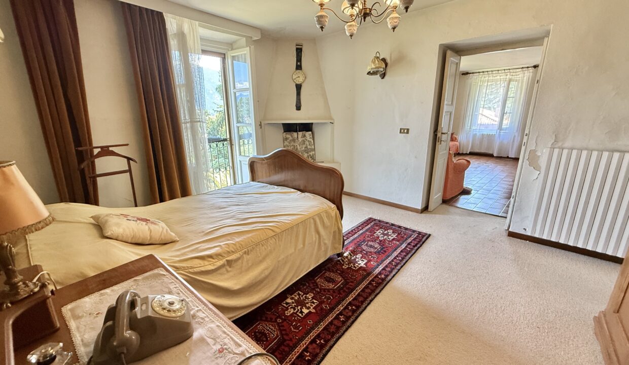 Griante Appartamento con Vista Lago e Balcone14