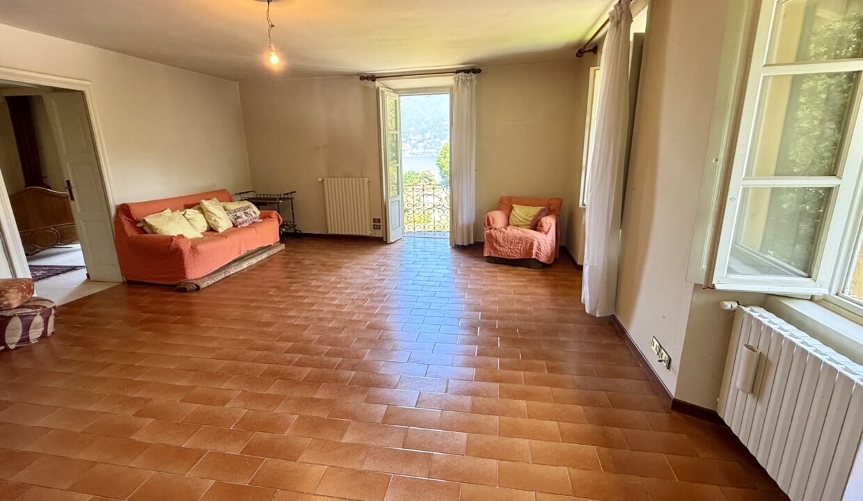 Griante Appartamento con Vista Lago e Balcone16