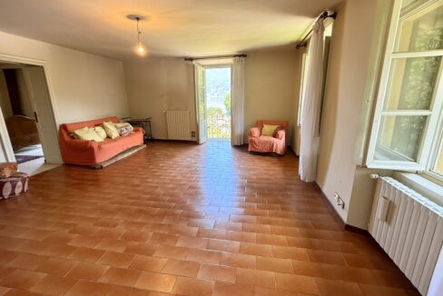 Griante Appartamento con Vista Lago e Balcone16