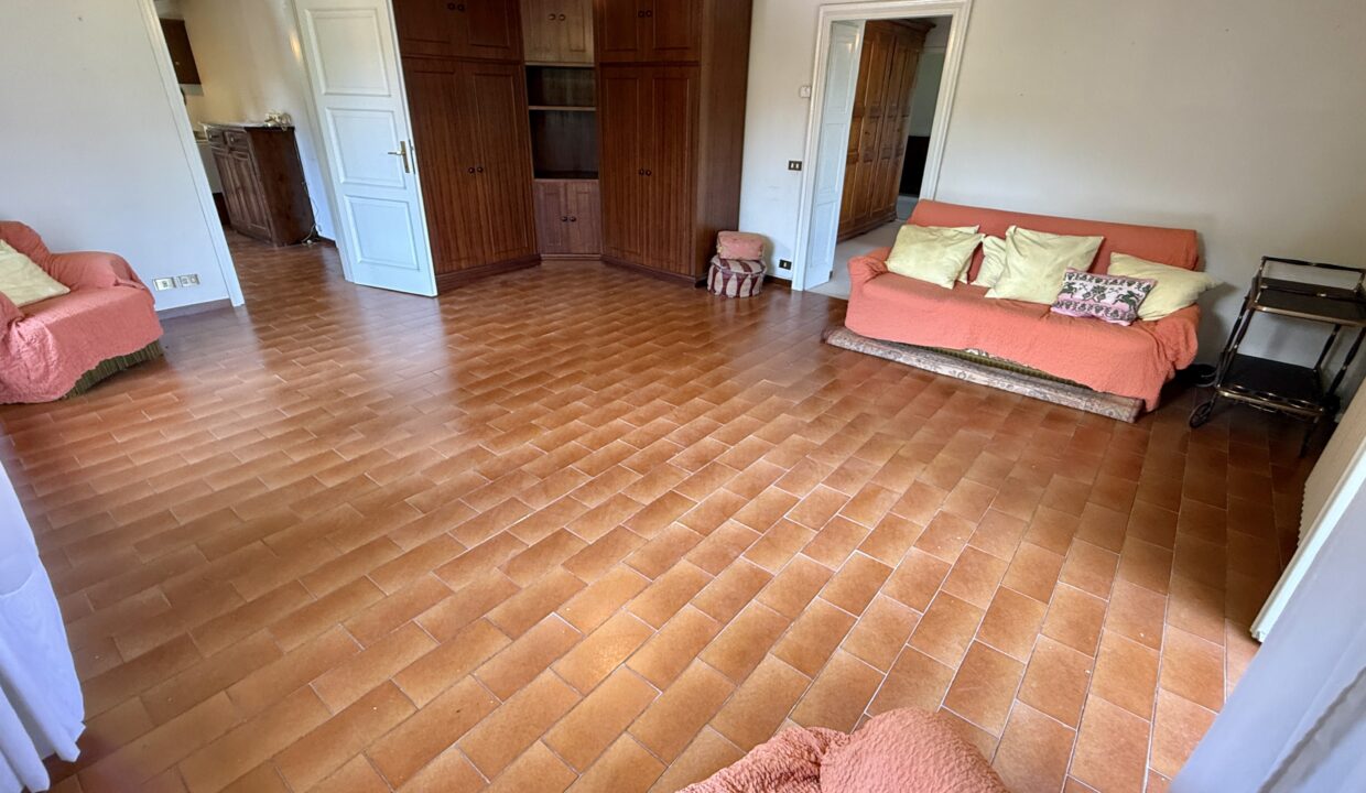 Griante Appartamento con Vista Lago e Balcone18