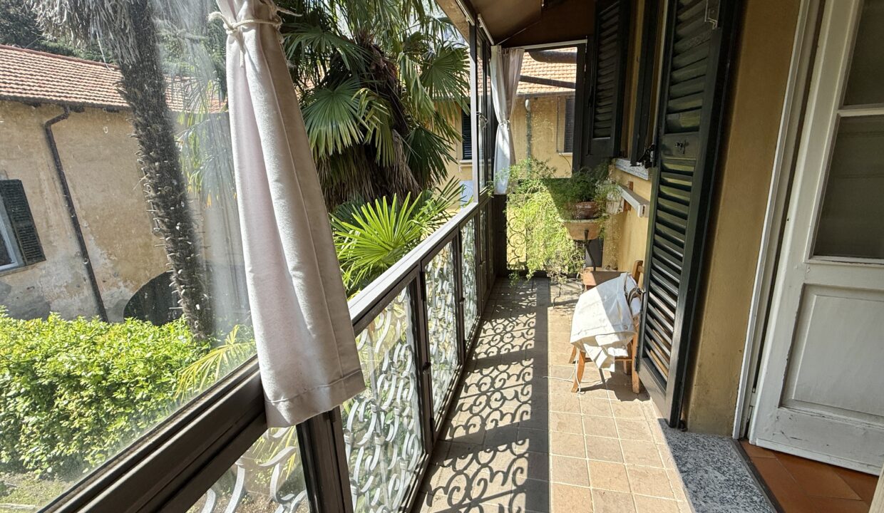 Griante Appartamento con Vista Lago e Balcone20