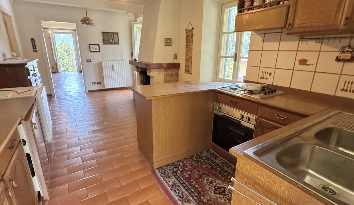 Griante Appartamento con Vista Lago e Balcone21