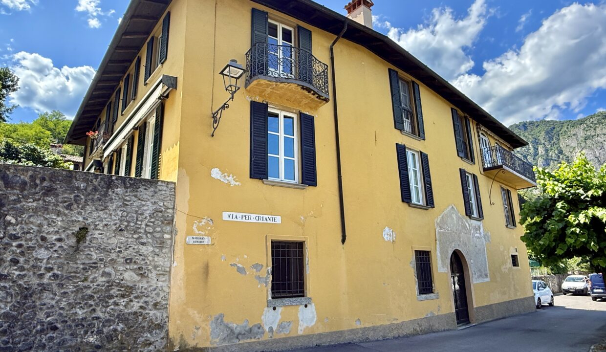 Griante Appartamento con Vista Lago e Balcone3