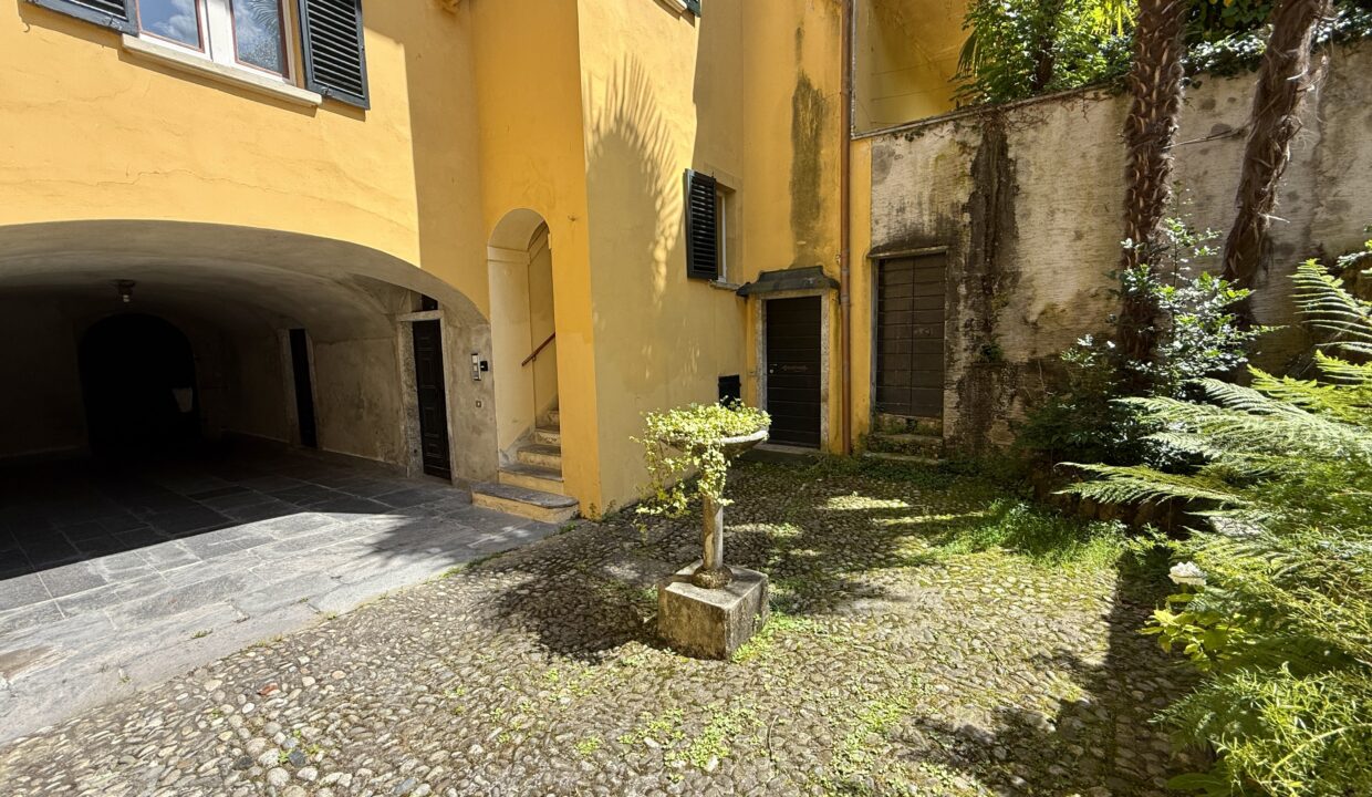 Griante Appartamento con Vista Lago e Balcone6