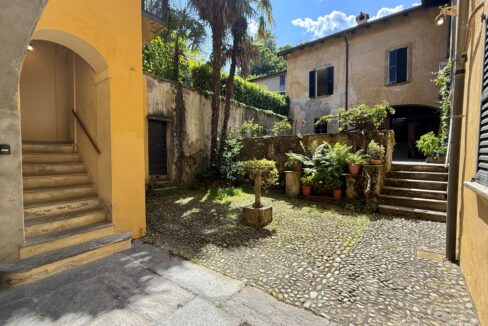 Griante Appartamento con Vista Lago e Balcone7