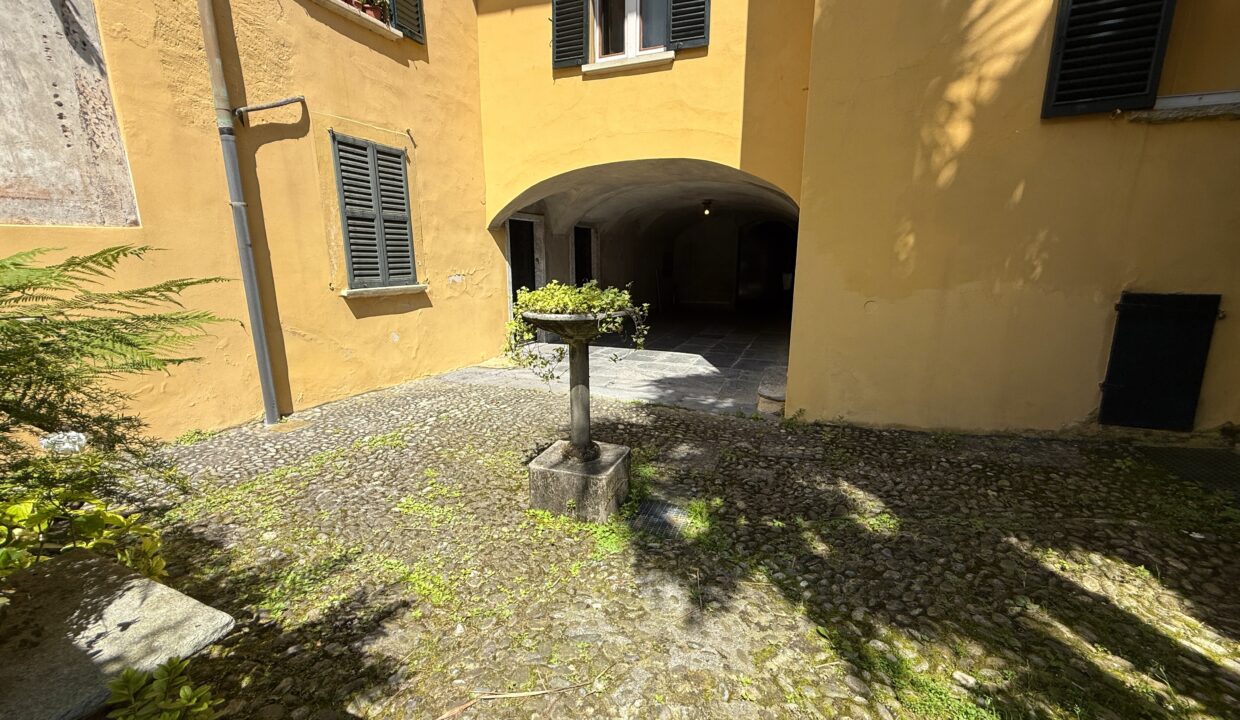Griante Appartamento con Vista Lago e Balcone8