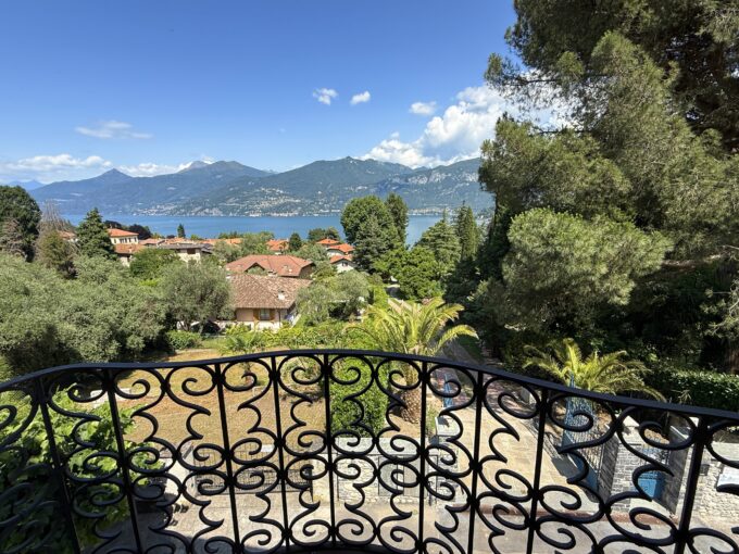 Griante Appartamento con Vista Lago e Balcone balcone