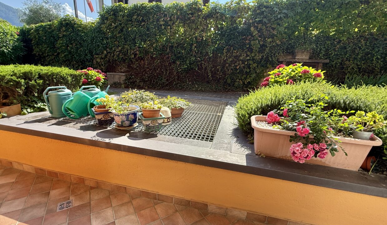 Lenno Appartamento con Terrazzo e Giardino 10