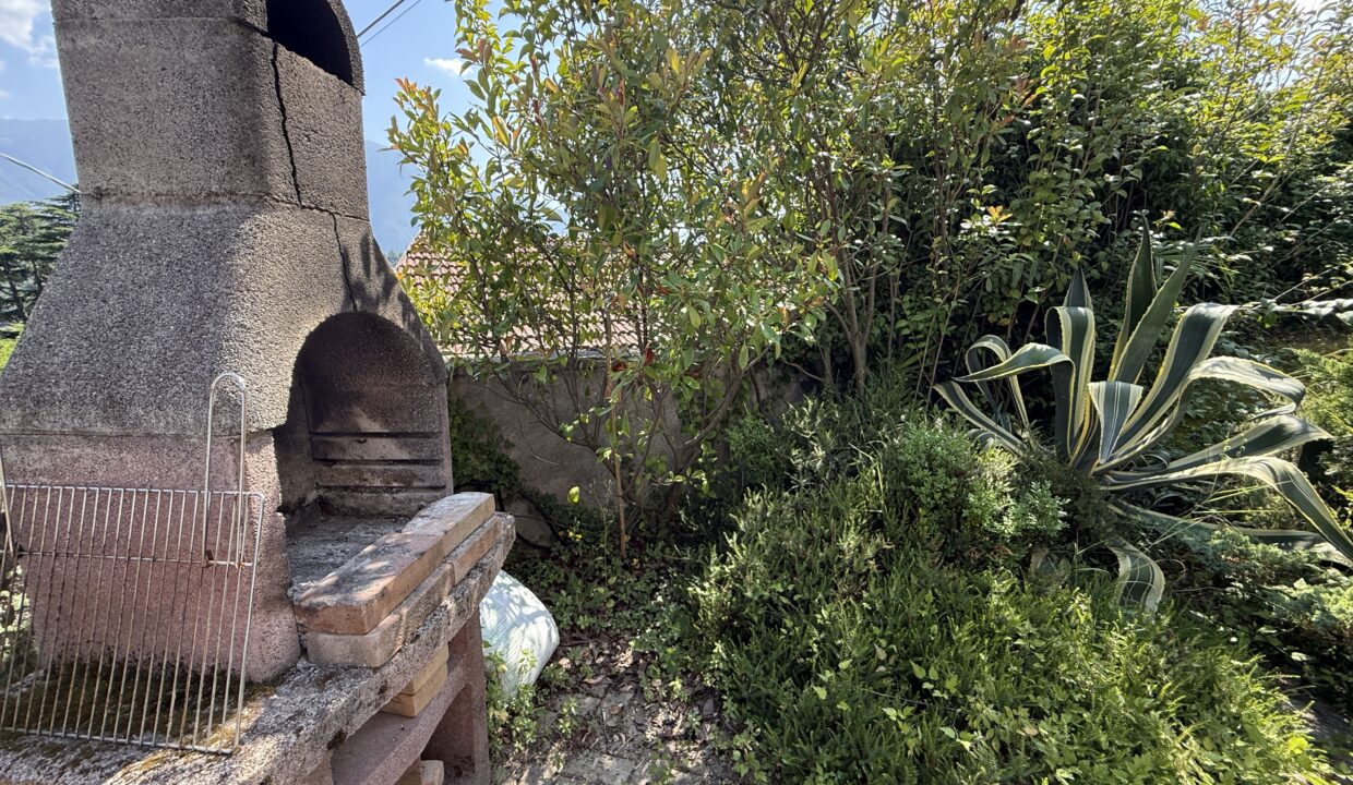 Mezzegra Appartamento con Giardino e Terrazzo 19