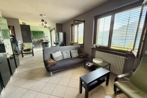 Mezzegra Appartamento con Giardino e Terrazzo 20