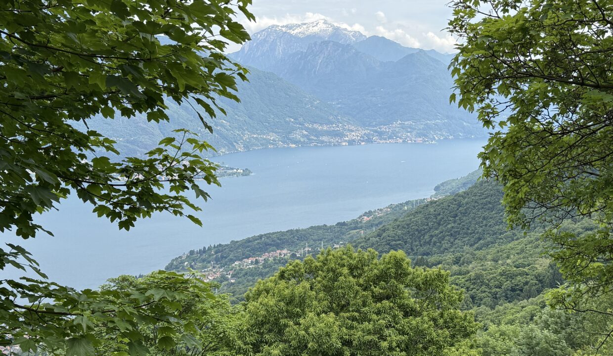 Musso Baita con Terreno da ristrutturare2