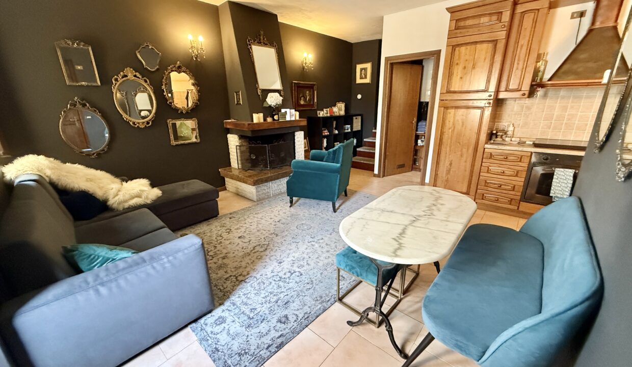 Pianello del Lario Appartamento con Posto Auto e Giardino 14