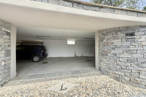 Plesio Casa con Giardino e Vista Lago1