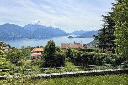 Plesio Casa con Giardino e Vista Lago11