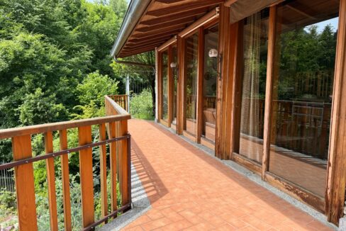 Plesio Casa con Giardino e Vista Lago15