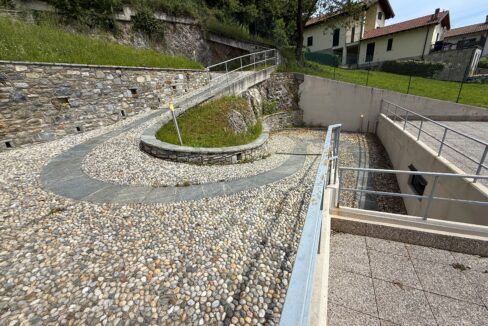 Plesio Casa con Giardino e Vista Lago3