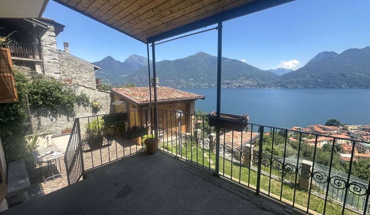 Appartamento San Siro con Terrazzo Lago Como