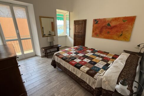 Moltrasio Appartamento con Terrazzo e Vista Lago13
