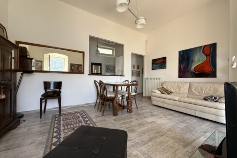 Moltrasio Appartamento con Terrazzo e Vista Lago20